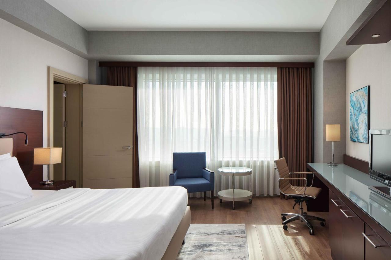 Delta Hotels By Marriott Istanbul West Kültér fotó